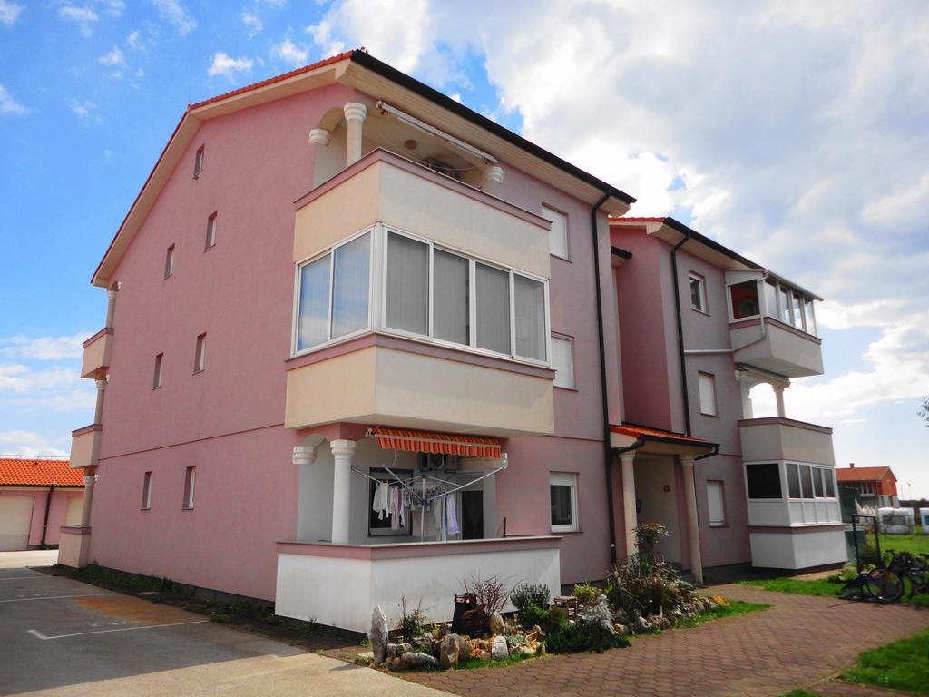 Apartment Anna Fažana Kültér fotó